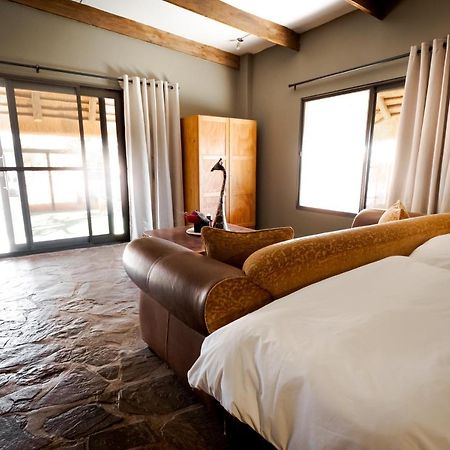 Bagatelle Kalahari Game Ranch Villa Hardap Eksteriør billede