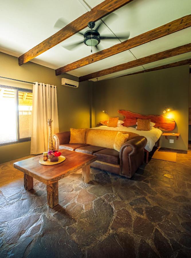 Bagatelle Kalahari Game Ranch Villa Hardap Eksteriør billede